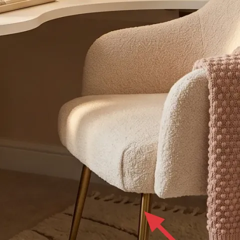 light neutral area rug (5×7)