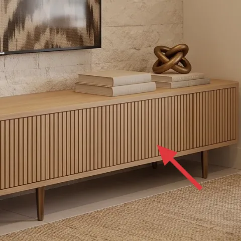 Decorative tray on console