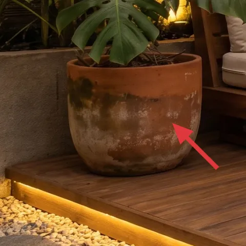 medium terracotta planter pot