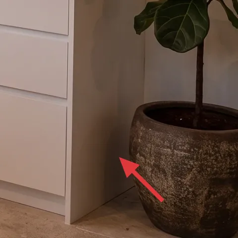 ceramic planter pot (bottom right)